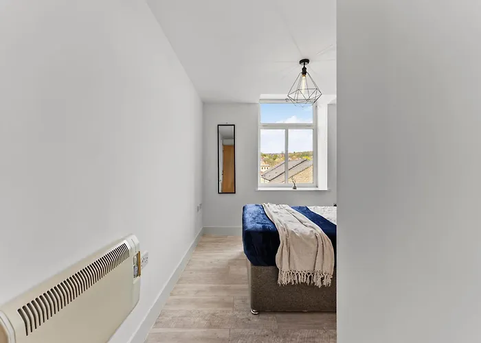 30 Percent Off! Beautiful In Dewsbury - Sleeps 6 Leeds (West Yorkshire)