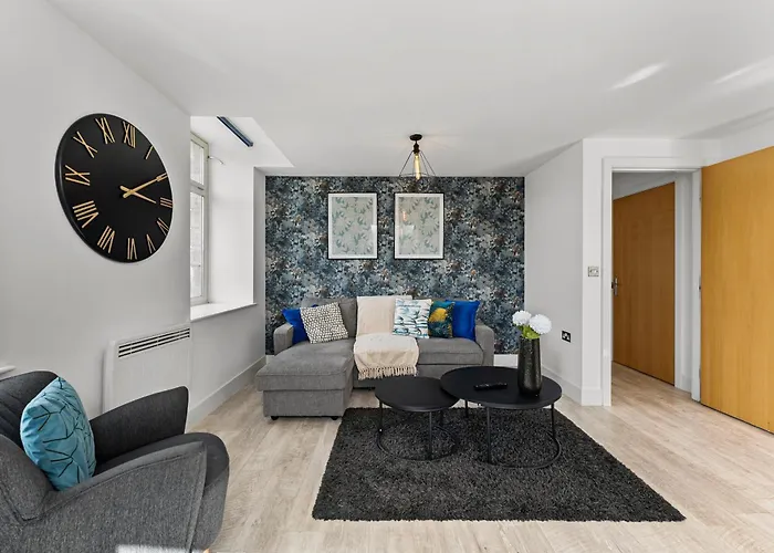 30 Percent Off! Beautiful In Dewsbury - Sleeps 6