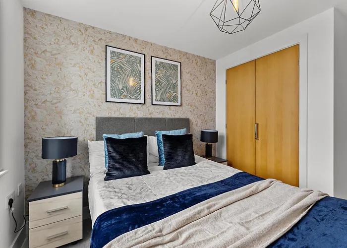 Lägenhet 30 Percent Off! Beautiful In Dewsbury - Sleeps 6