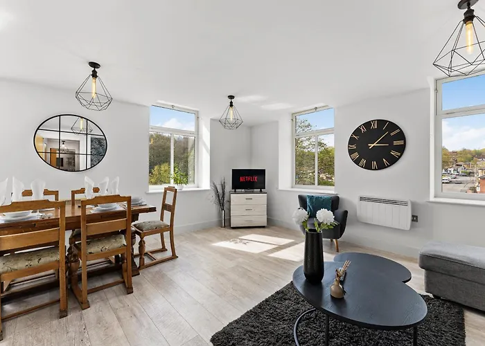 30 Percent Off! Beautiful In Dewsbury - Sleeps 6 Leeds (West Yorkshire)