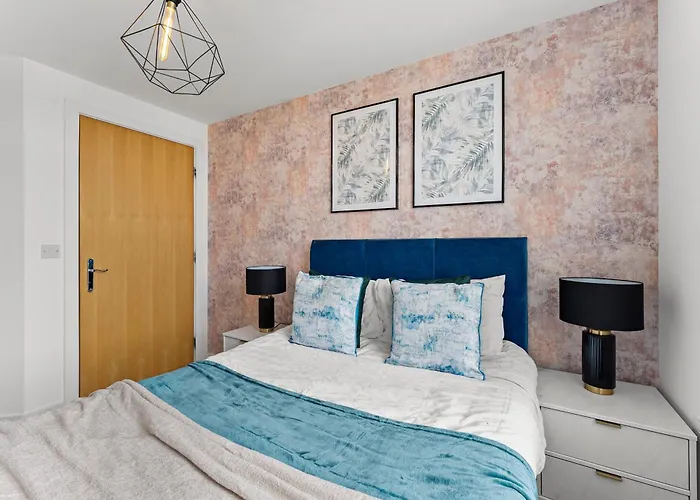 Апартаменти 30 Percent Off! Beautiful In Dewsbury - Sleeps 6 *