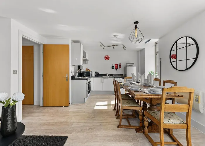 Апартаменти 30 Percent Off! Beautiful In Dewsbury - Sleeps 6