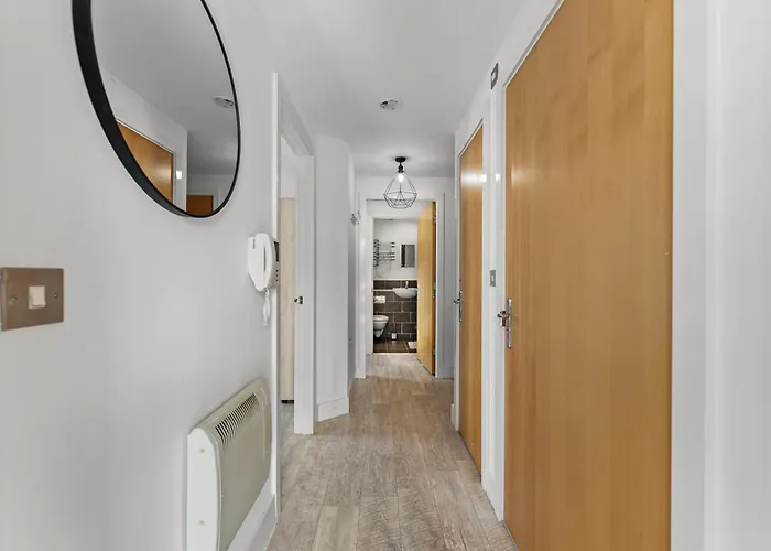 Апартаменти 30 Percent Off! Beautiful In Dewsbury - Sleeps 6 *